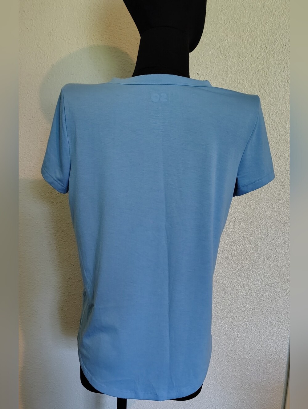 SO Goods For Life 3-Pack Scoop & V Neck Tops Blue, Light Blue, Olive Women Small - Picture 7 of 13